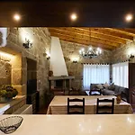 Casa Do Combro *